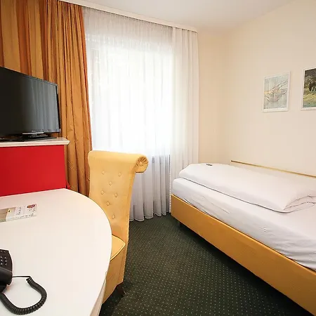 Hotel Leopold 3*