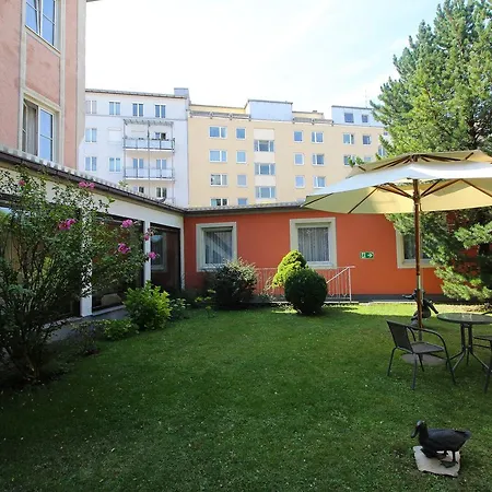 Leopold Hotel München